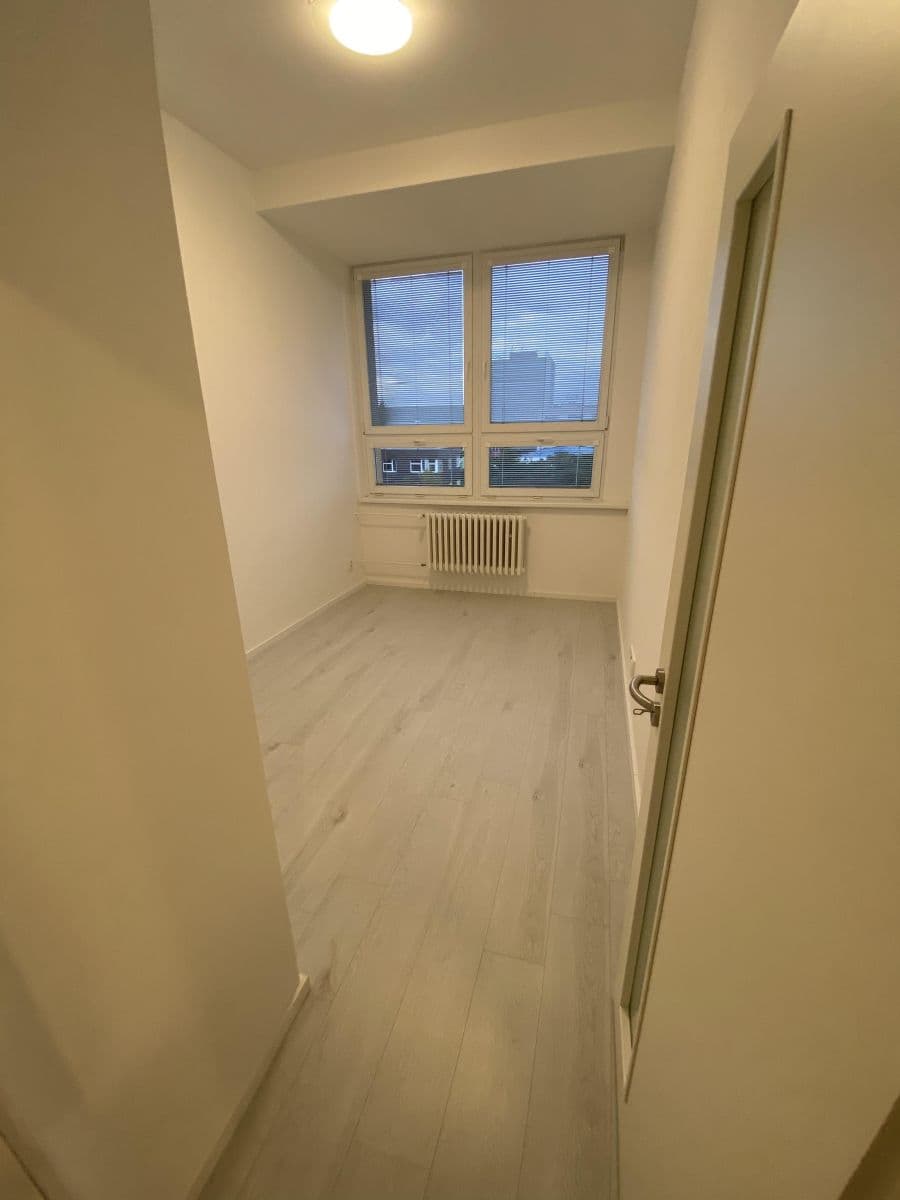 Pronájem bytu 2+1 39 m², Hudcova, Brno, Jihomoravský kraj Pronájem bytu 2+1 39 m², Hudcova, Brno, Jihomoravský kraj