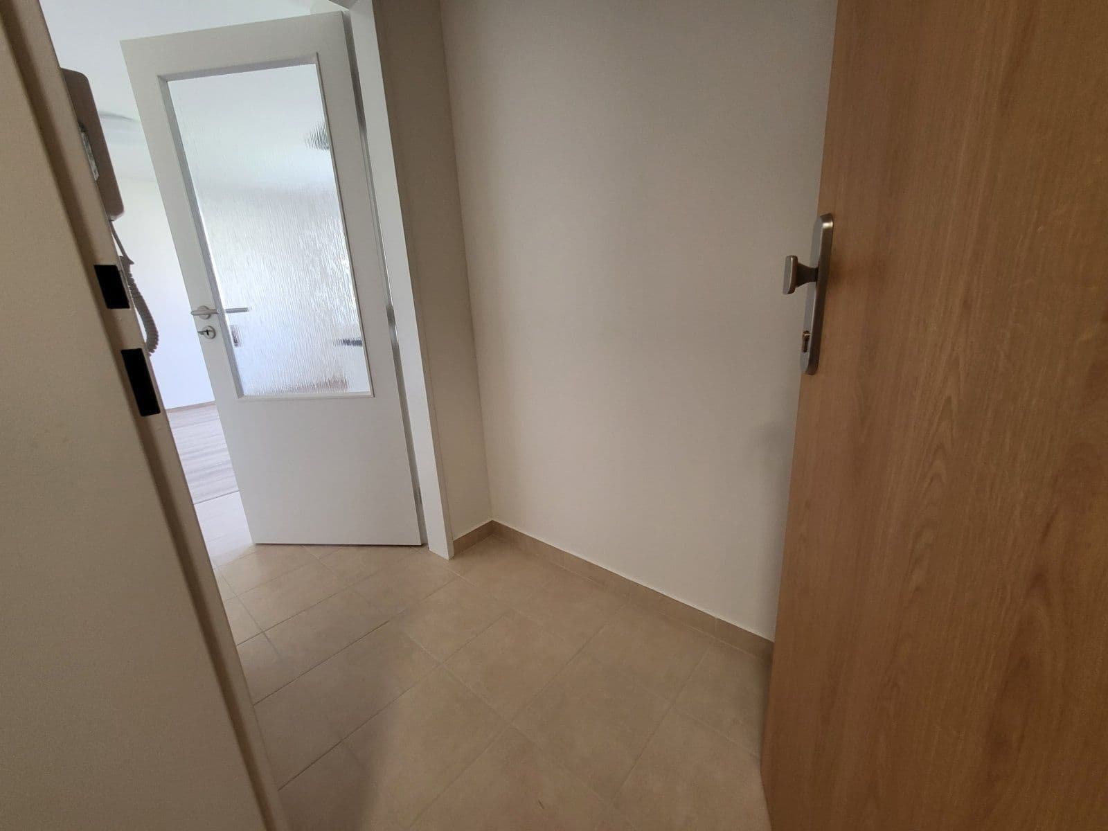 Pronájem bytu 1+kk 28 m², U Nádraží, Havířov, Moravskoslezský kraj Pronájem bytu 1+kk 28 m², U Nádraží, Havířov, Moravskoslezský kraj