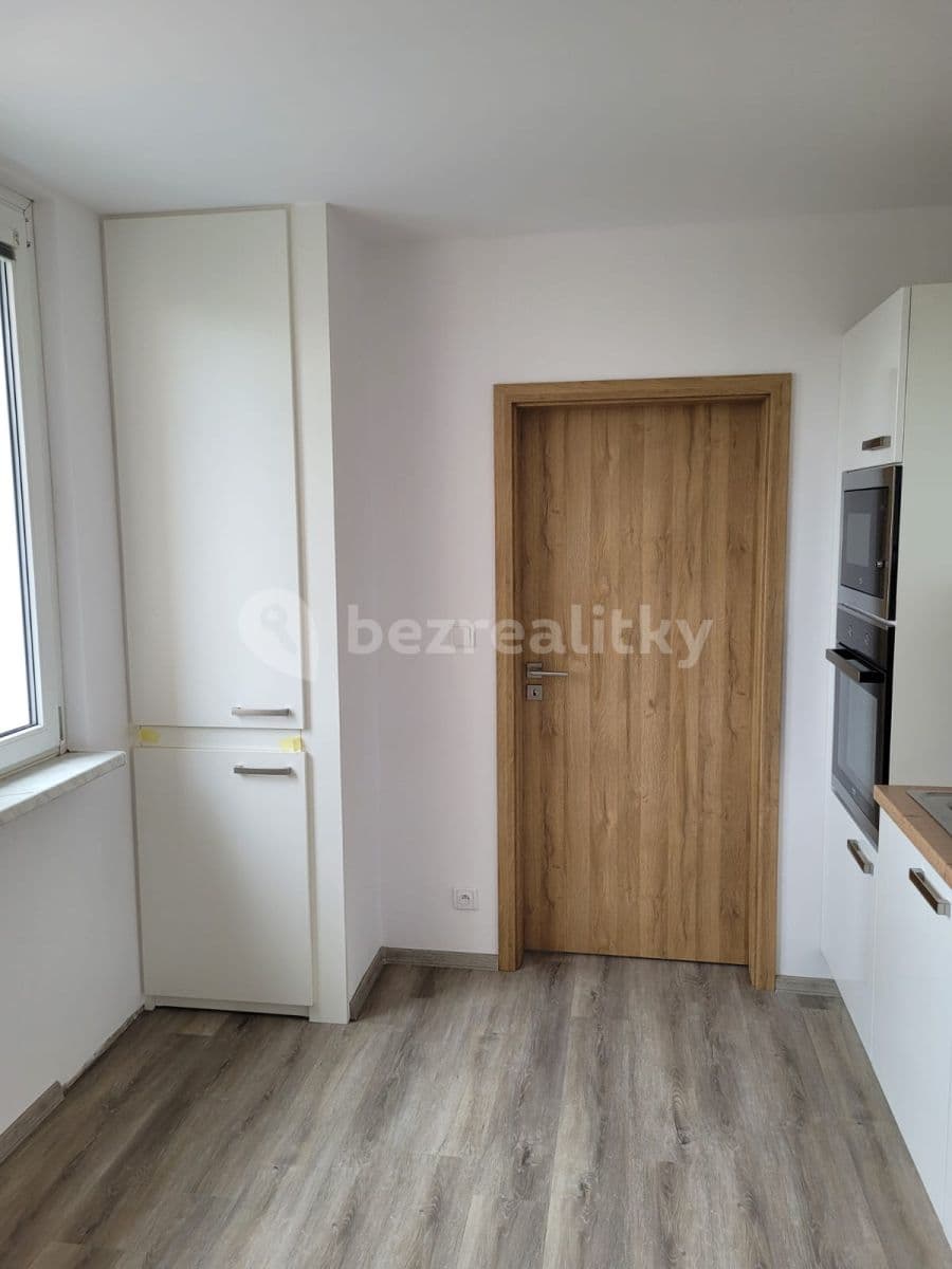 Pronájem bytu 3+1 61 m², Horská, Rožnov pod Radhoštěm, Zlínský kraj Pronájem bytu 3+1 61 m², Horská, Rožnov pod Radhoštěm, Zlínský kraj