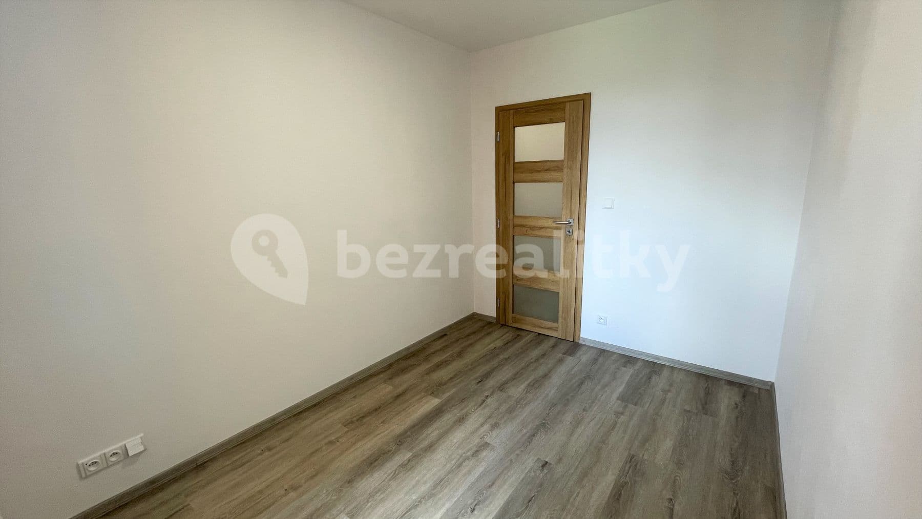 Pronájem bytu 3+1 61 m², Horská, Rožnov pod Radhoštěm, Zlínský kraj Pronájem bytu 3+1 61 m², Horská, Rožnov pod Radhoštěm, Zlínský kraj