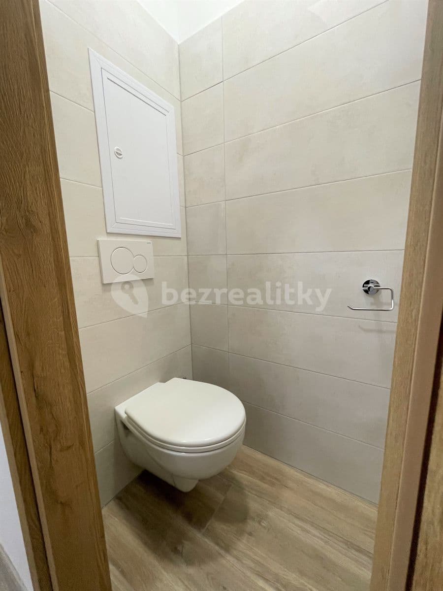 Pronájem bytu 3+1 61 m², Horská, Rožnov pod Radhoštěm, Zlínský kraj Pronájem bytu 3+1 61 m², Horská, Rožnov pod Radhoštěm, Zlínský kraj