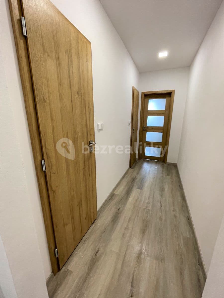 Pronájem bytu 3+1 61 m², Horská, Rožnov pod Radhoštěm, Zlínský kraj Pronájem bytu 3+1 61 m², Horská, Rožnov pod Radhoštěm, Zlínský kraj