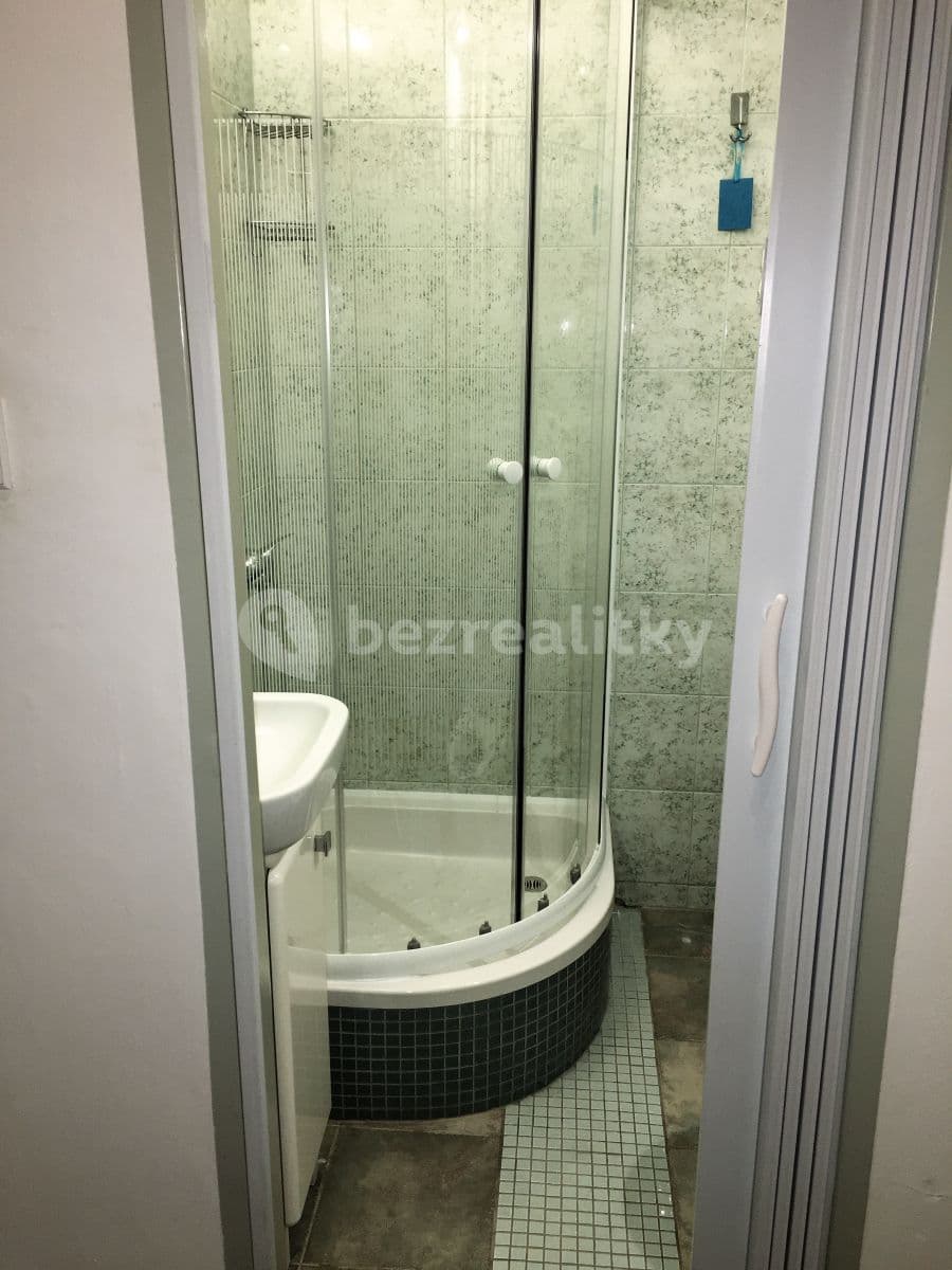 Pronájem bytu Garsoniéra 28 m², Měchenická, Praha, Praha Pronájem bytu Garsoniéra 28 m², Měchenická, Praha, Praha