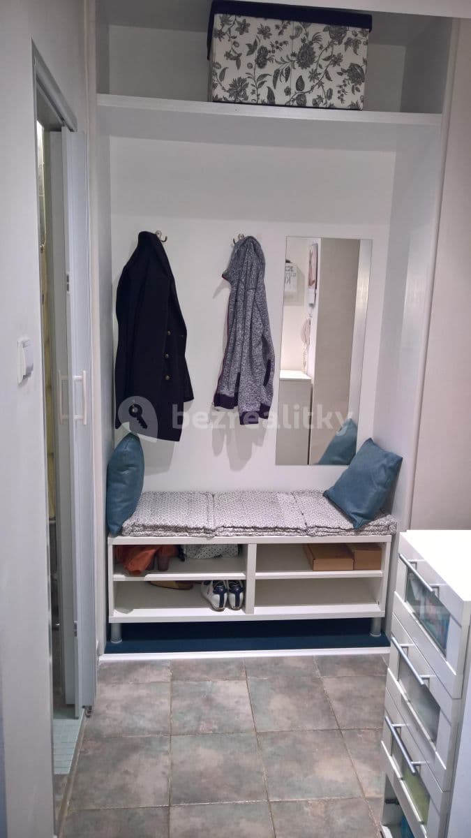 Pronájem bytu Garsoniéra 28 m², Měchenická, Praha, Praha Pronájem bytu Garsoniéra 28 m², Měchenická, Praha, Praha