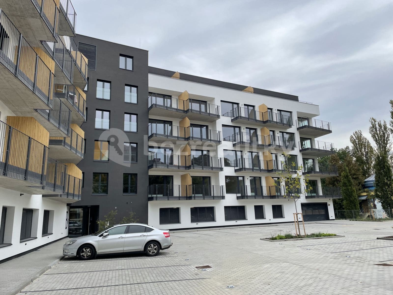 Pronájem bytu 2+kk 60 m², Na Parkáně, Beroun, Středočeský kraj Pronájem bytu 2+kk 60 m², Na Parkáně, Beroun, Středočeský kraj