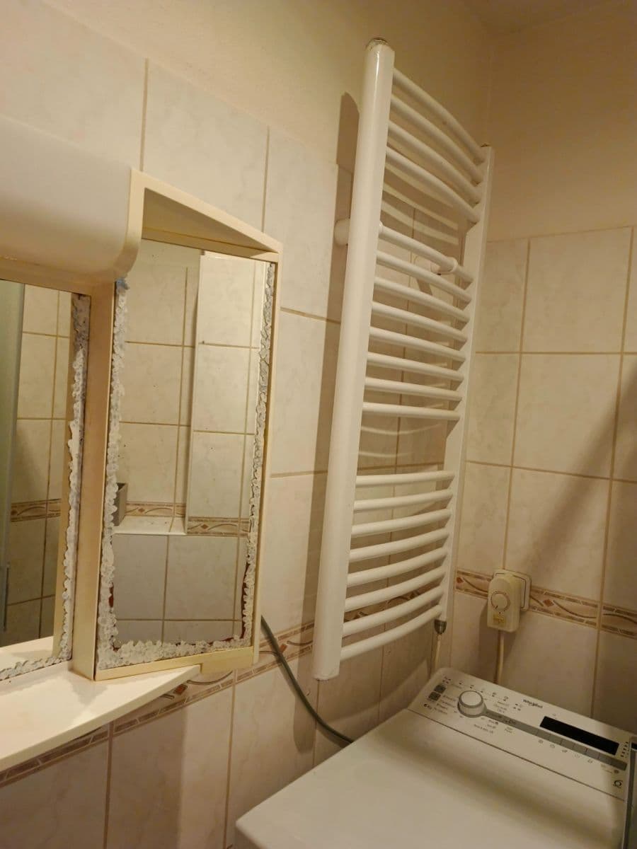 Pronájem bytu Garsoniéra 35 m², Nad Šutkou, Praha, Praha Pronájem bytu Garsoniéra 35 m², Nad Šutkou, Praha, Praha