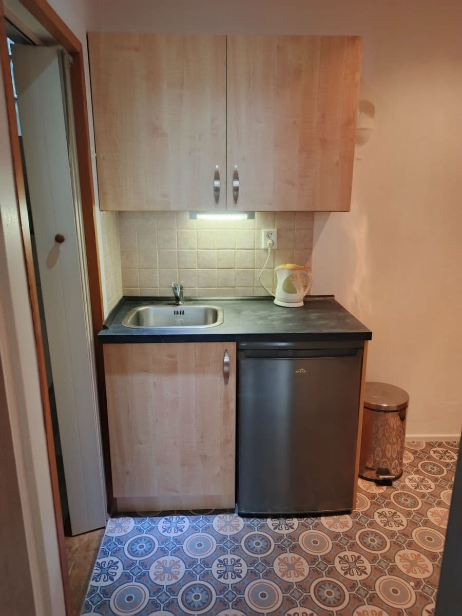 Pronájem bytu Garsoniéra 35 m², Nad Šutkou, Praha, Praha Pronájem bytu Garsoniéra 35 m², Nad Šutkou, Praha, Praha