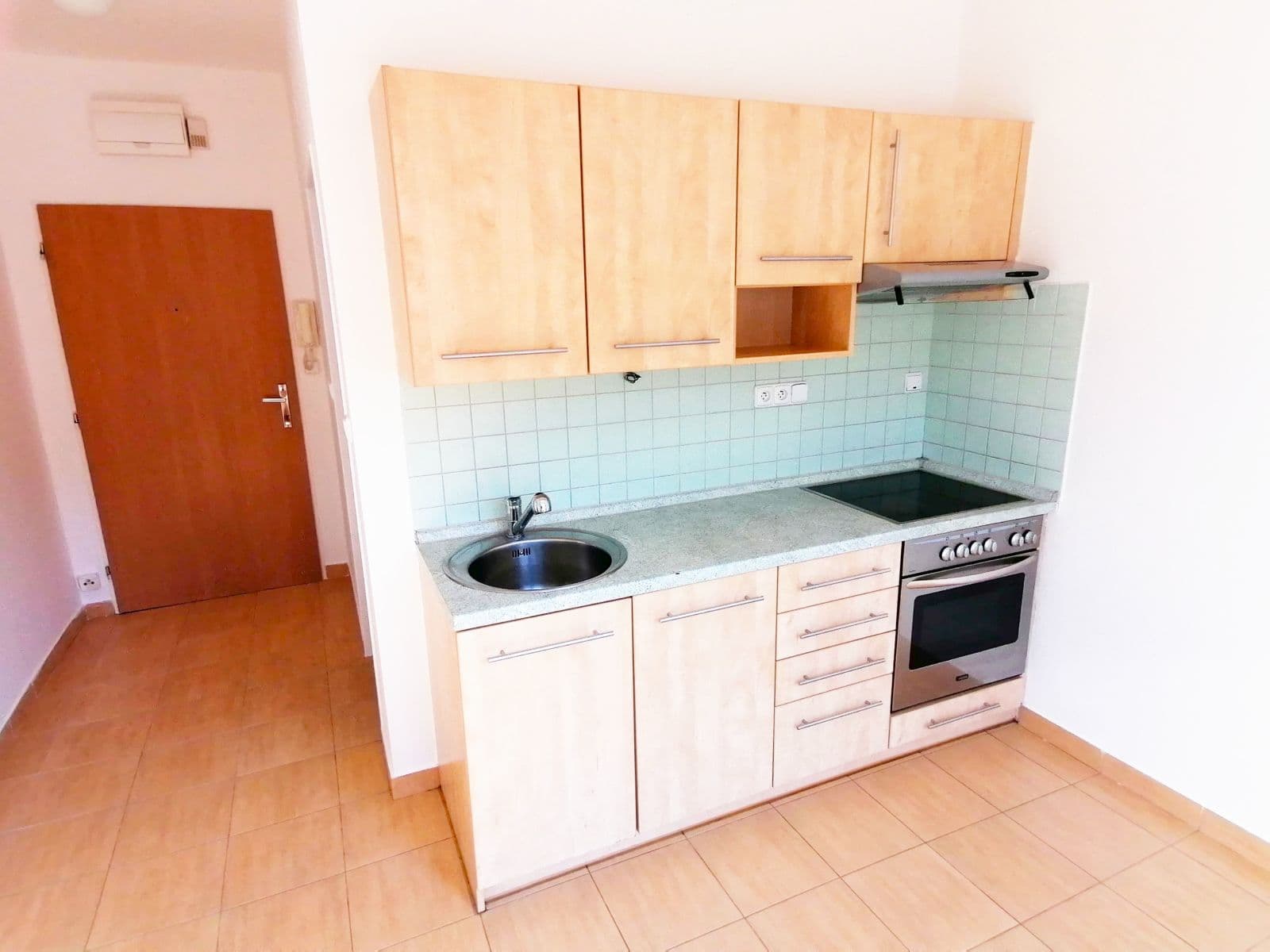 Pronájem bytu 1+1 30 m², Neklež, Brno, Jihomoravský kraj Pronájem bytu 1+1 30 m², Neklež, Brno, Jihomoravský kraj