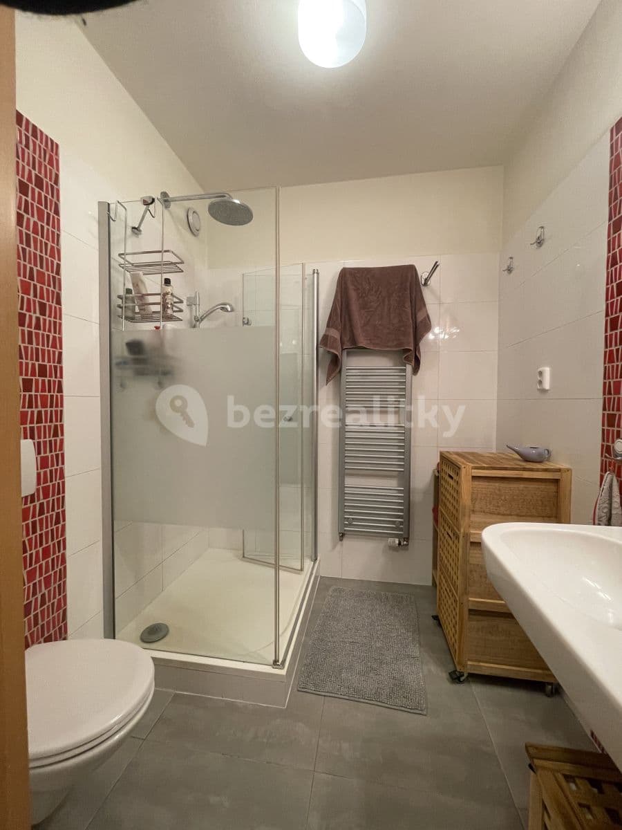 Pronájem domu 174 m², pozemek 380 m², Vodárenská, Bílovice nad Svitavou, Jihomoravský kraj Pronájem domu 174 m², pozemek 380 m², Vodárenská, Bílovice nad Svitavou, Jihomoravský kraj