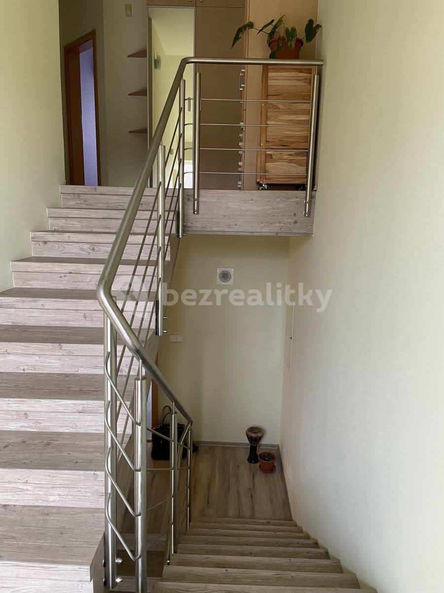 Pronájem domu 174 m², pozemek 380 m², Vodárenská, Bílovice nad Svitavou, Jihomoravský kraj Pronájem domu 174 m², pozemek 380 m², Vodárenská, Bílovice nad Svitavou, Jihomoravský kraj