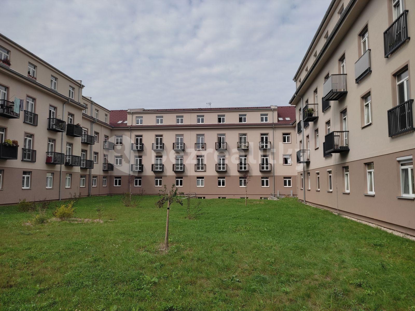 Pronájem bytu 2+kk 39 m², Slepá, Milovice, Středočeský kraj