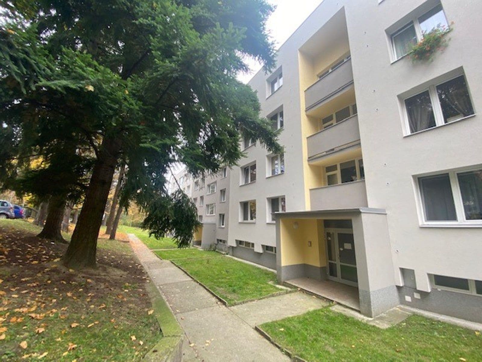 Pronájem bytu 1+kk 21 m², Nad Mostárnou, Frýdek-Místek, Moravskoslezský kraj Pronájem bytu 1+kk 21 m², Nad Mostárnou, Frýdek-Místek, Moravskoslezský kraj