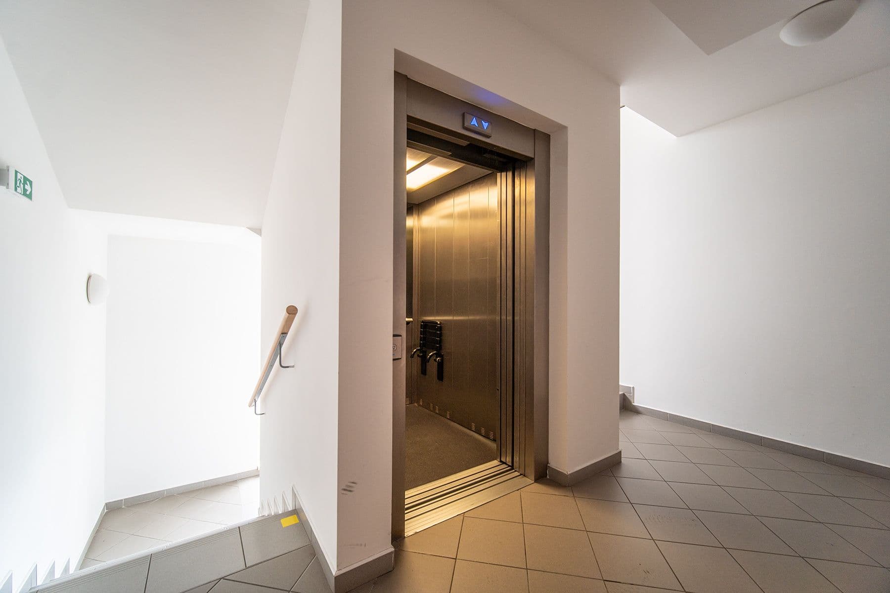 Pronájem bytu 3+kk 79 m², V Zeleném údolí, Praha, Praha Pronájem bytu 3+kk 79 m², V Zeleném údolí, Praha, Praha