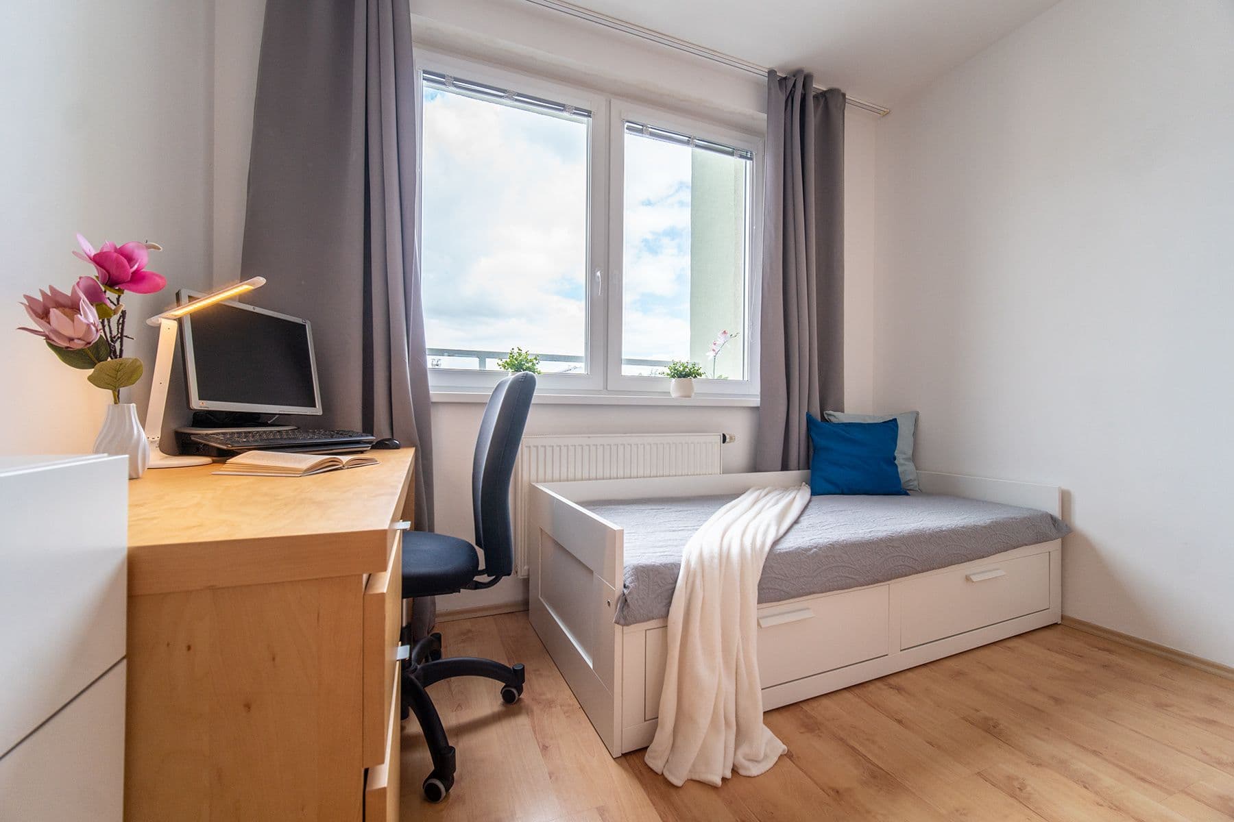 Pronájem bytu 3+kk 79 m², V Zeleném údolí, Praha, Praha Pronájem bytu 3+kk 79 m², V Zeleném údolí, Praha, Praha