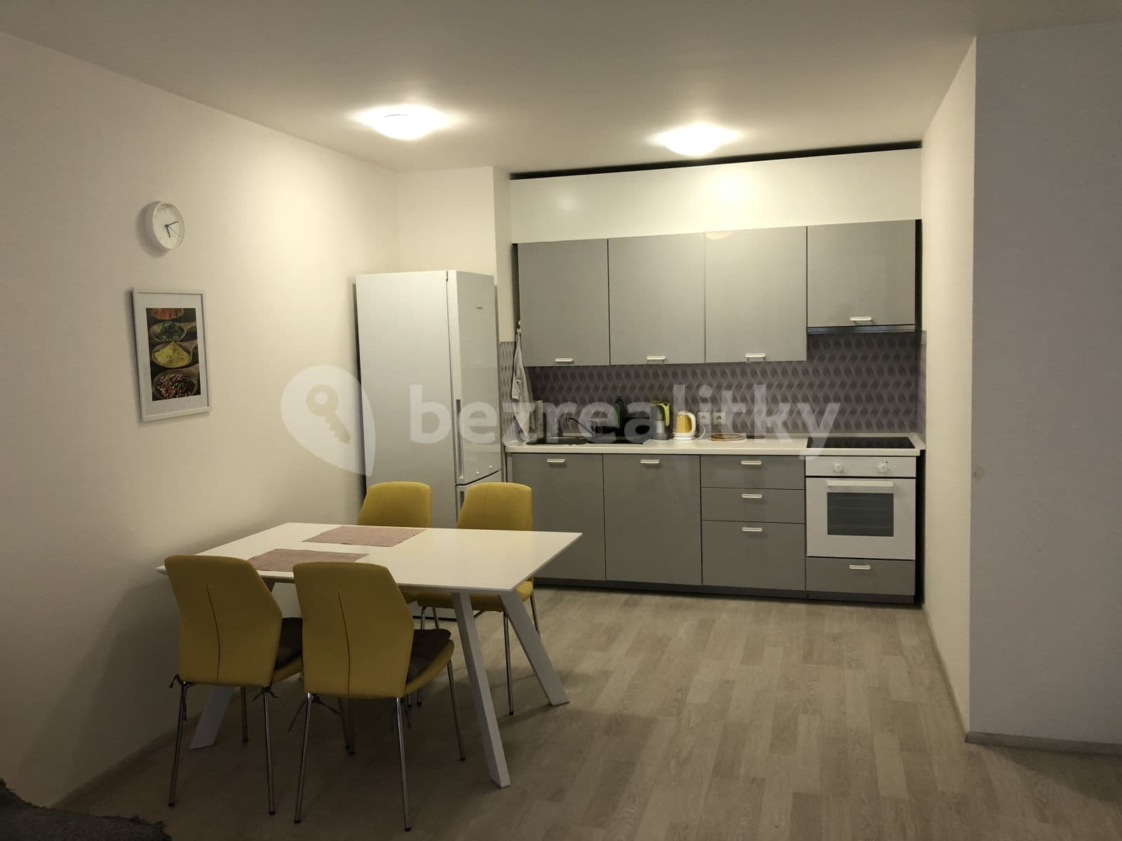Pronájem bytu 2+kk 55 m², U Mlýnského kanálu, Praha, Praha Pronájem bytu 2+kk 55 m², U Mlýnského kanálu, Praha, Praha