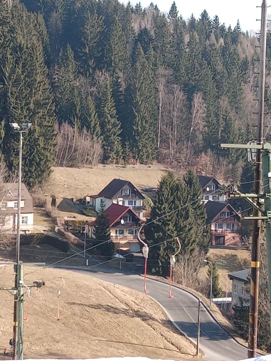 Pronájem domu 240 m², pozemek 1.220 m², Pod Špičákem, Tanvald, Liberecký kraj Pronájem domu 240 m², pozemek 1.220 m², Pod Špičákem, Tanvald, Liberecký kraj