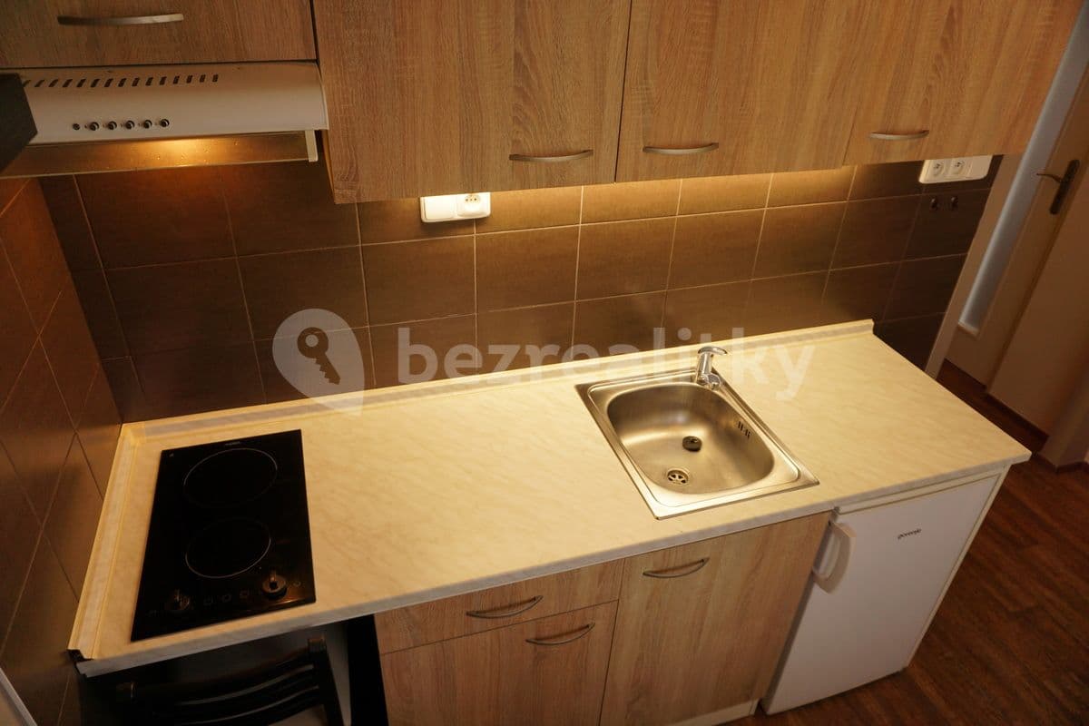Pronájem bytu 1+1 35 m², Mandysova, Hradec Králové, Královéhradecký kraj Pronájem bytu 1+1 35 m², Mandysova, Hradec Králové, Královéhradecký kraj