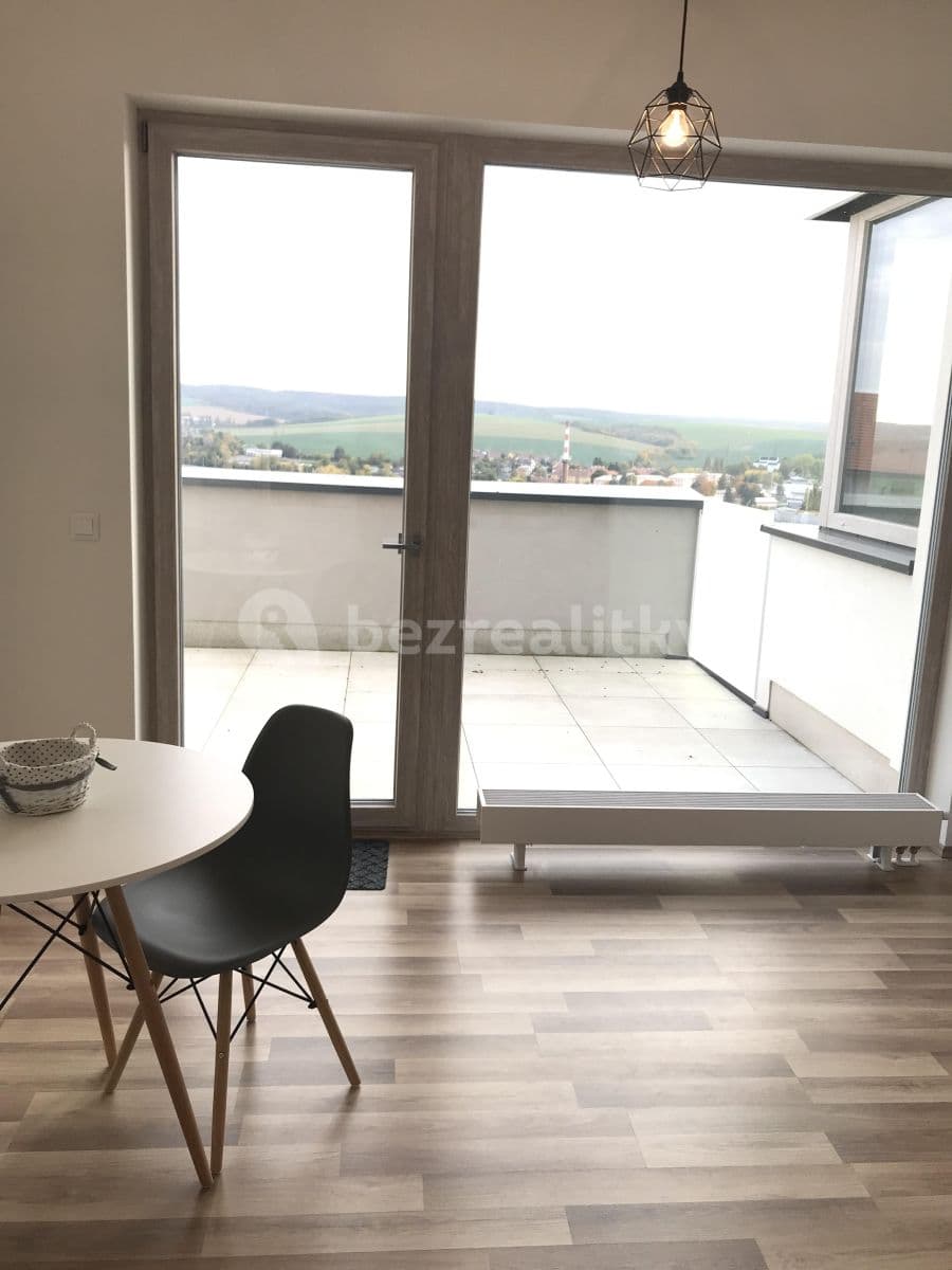 Pronájem bytu 1+kk 55 m², U Škol, Bučovice, Jihomoravský kraj Pronájem bytu 1+kk 55 m², U Škol, Bučovice, Jihomoravský kraj