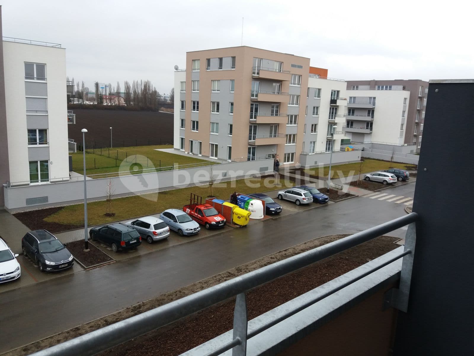 Pronájem bytu 1+kk 30 m², Hlučkova, Praha, Praha Pronájem bytu 1+kk 30 m², Hlučkova, Praha, Praha