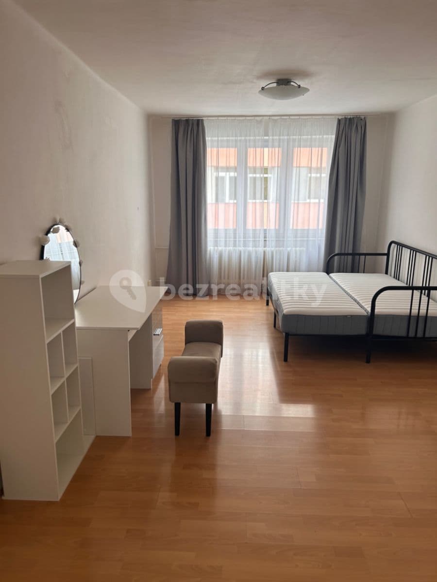Pronájem bytu 2+1 54 m², Lihovarská, Praha, Praha