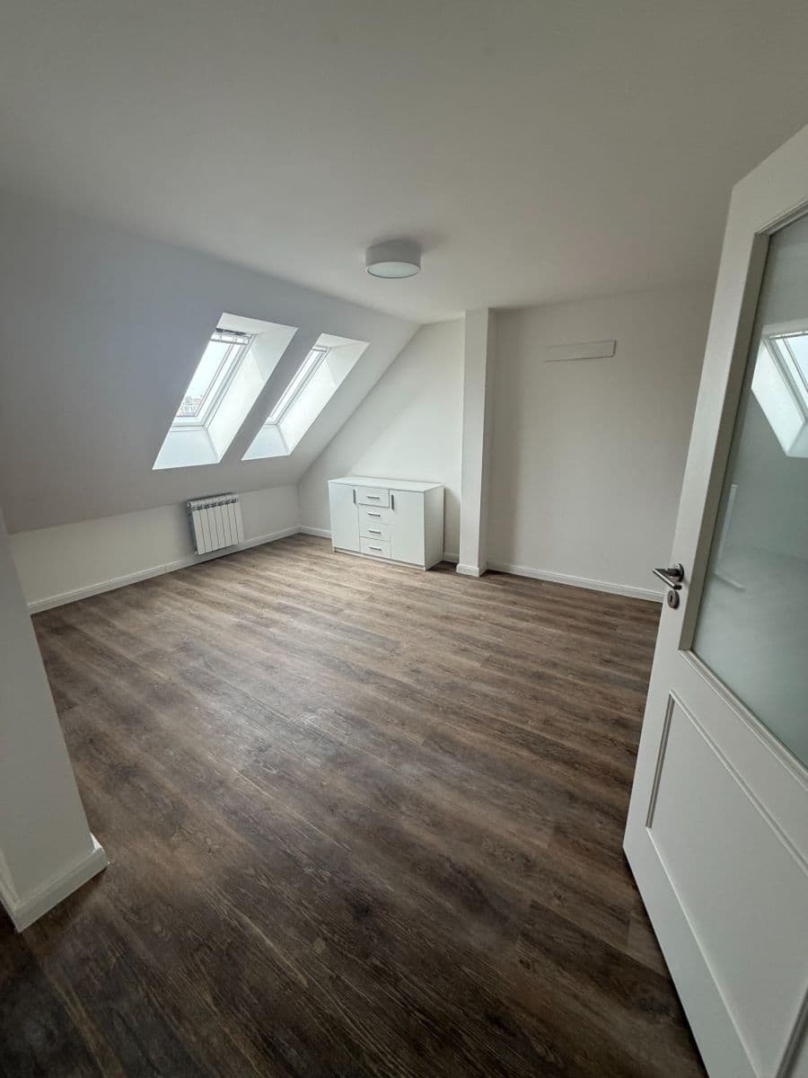 Pronájem bytu 3+kk 76 m², Petrská, Praha, Praha Pronájem bytu 3+kk 76 m², Petrská, Praha, Praha