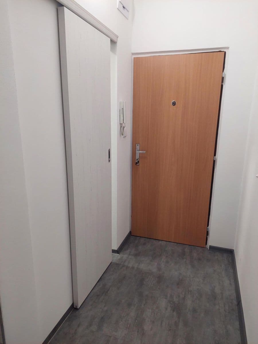 Pronájem bytu Garsoniéra 20 m², Tyršova, Chodov, Karlovarský kraj Pronájem bytu Garsoniéra 20 m², Tyršova, Chodov, Karlovarský kraj