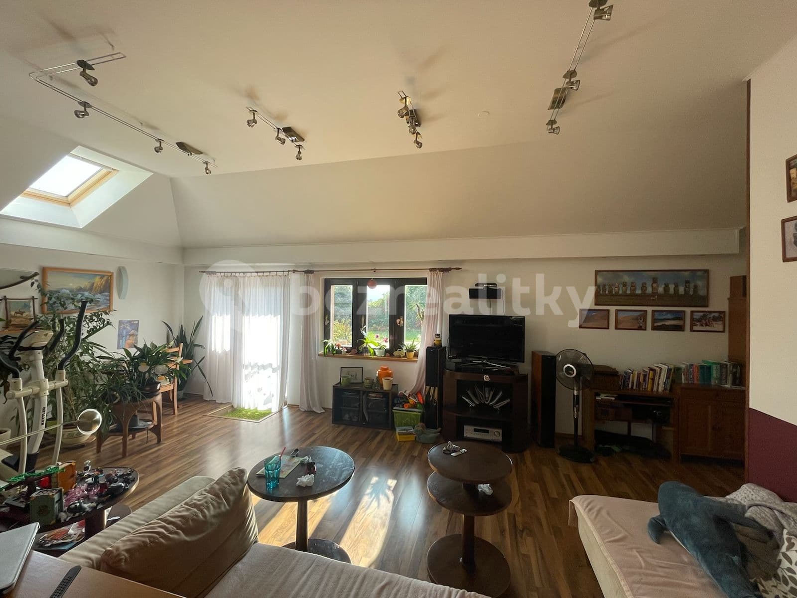 Pronájem domu 180 m², pozemek 1.100 m², Na Výsluní, Králův Dvůr, Středočeský kraj Pronájem domu 180 m², pozemek 1.100 m², Na Výsluní, Králův Dvůr, Středočeský kraj