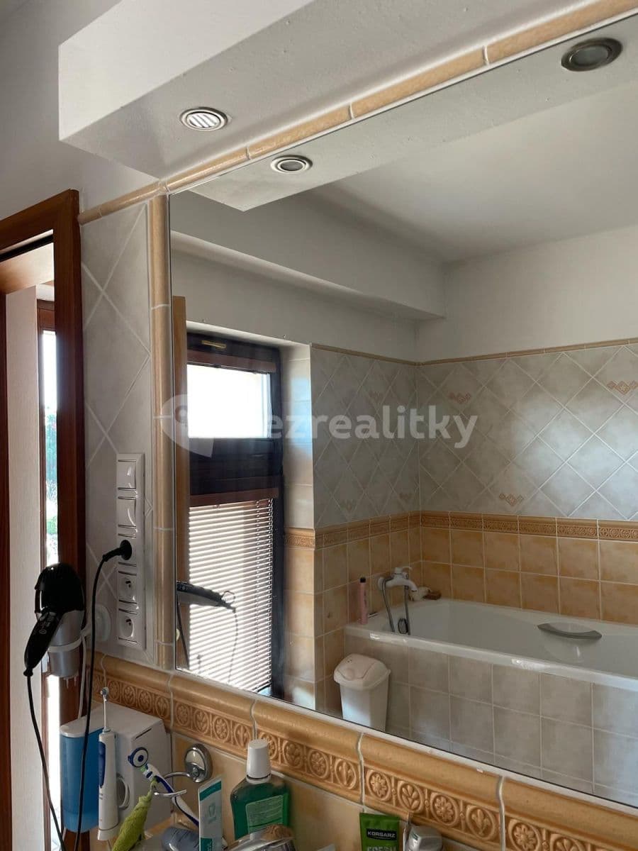 Pronájem domu 180 m², pozemek 1.100 m², Na Výsluní, Králův Dvůr, Středočeský kraj Pronájem domu 180 m², pozemek 1.100 m², Na Výsluní, Králův Dvůr, Středočeský kraj