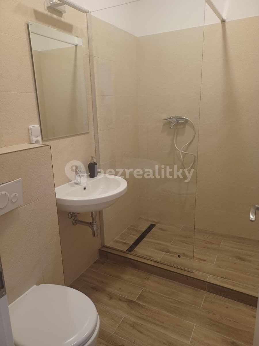 Pronájem bytu Garsoniéra 16 m², Lipanská, Říčany, Středočeský kraj Pronájem bytu Garsoniéra 16 m², Lipanská, Říčany, Středočeský kraj