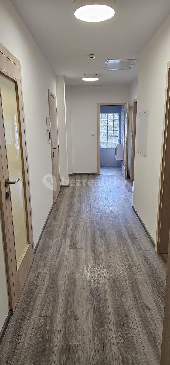 Pronájem bytu 3+kk 92 m², Vojtěšská, Neratovice, Středočeský kraj Pronájem bytu 3+kk 92 m², Vojtěšská, Neratovice, Středočeský kraj