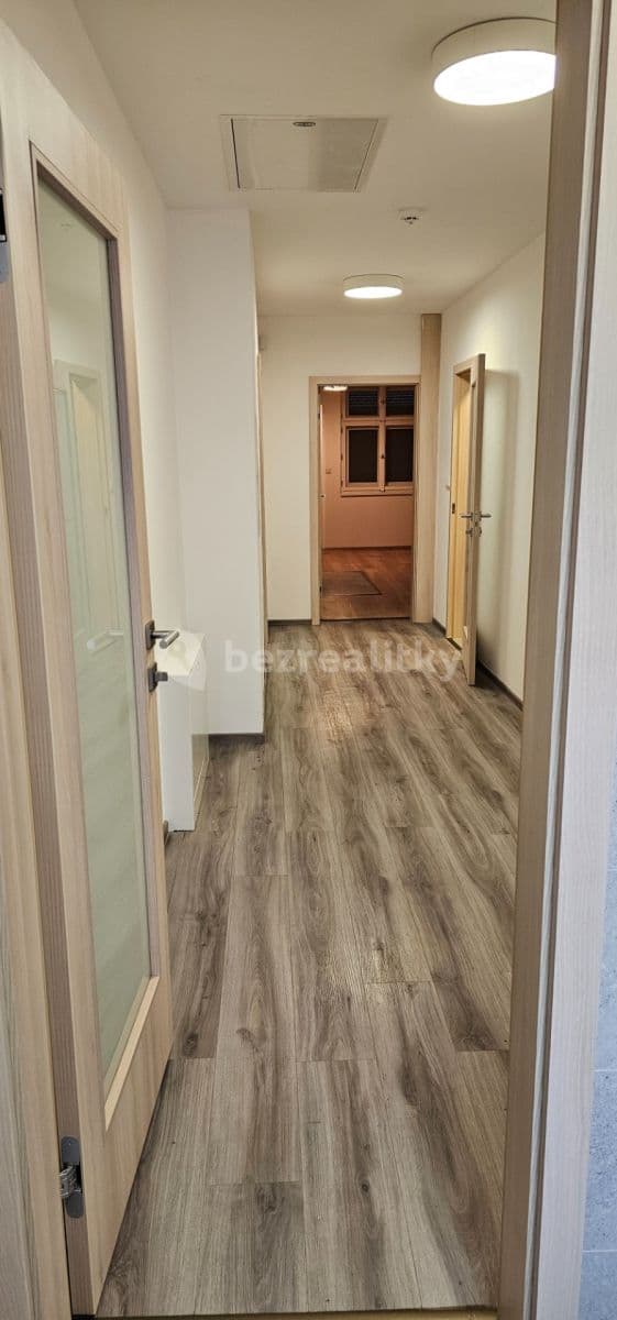 Pronájem bytu 3+kk 92 m², Vojtěšská, Neratovice, Středočeský kraj Pronájem bytu 3+kk 92 m², Vojtěšská, Neratovice, Středočeský kraj