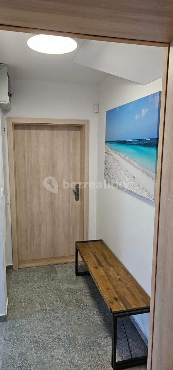 Pronájem bytu 3+kk 92 m², Vojtěšská, Neratovice, Středočeský kraj Pronájem bytu 3+kk 92 m², Vojtěšská, Neratovice, Středočeský kraj