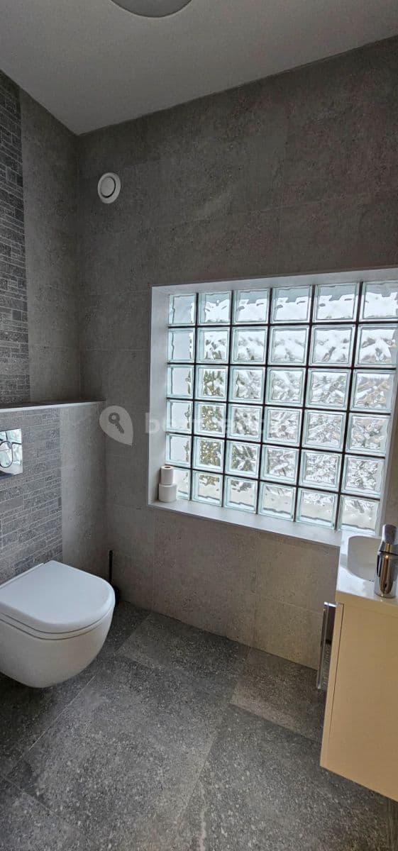 Pronájem bytu 3+kk 92 m², Vojtěšská, Neratovice, Středočeský kraj Pronájem bytu 3+kk 92 m², Vojtěšská, Neratovice, Středočeský kraj