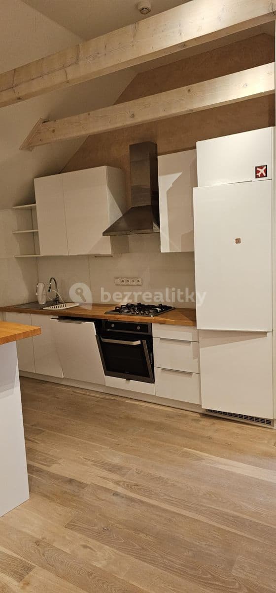 Pronájem bytu 2+kk 90 m², Vojtěšská, Neratovice, Středočeský kraj Pronájem bytu 2+kk 90 m², Vojtěšská, Neratovice, Středočeský kraj