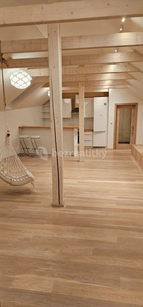 Pronájem bytu 2+kk 90 m², Vojtěšská, Neratovice, Středočeský kraj Pronájem bytu 2+kk 90 m², Vojtěšská, Neratovice, Středočeský kraj