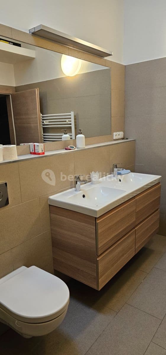 Pronájem bytu 2+kk 70 m², Vojtěšská, Neratovice, Středočeský kraj Pronájem bytu 2+kk 70 m², Vojtěšská, Neratovice, Středočeský kraj