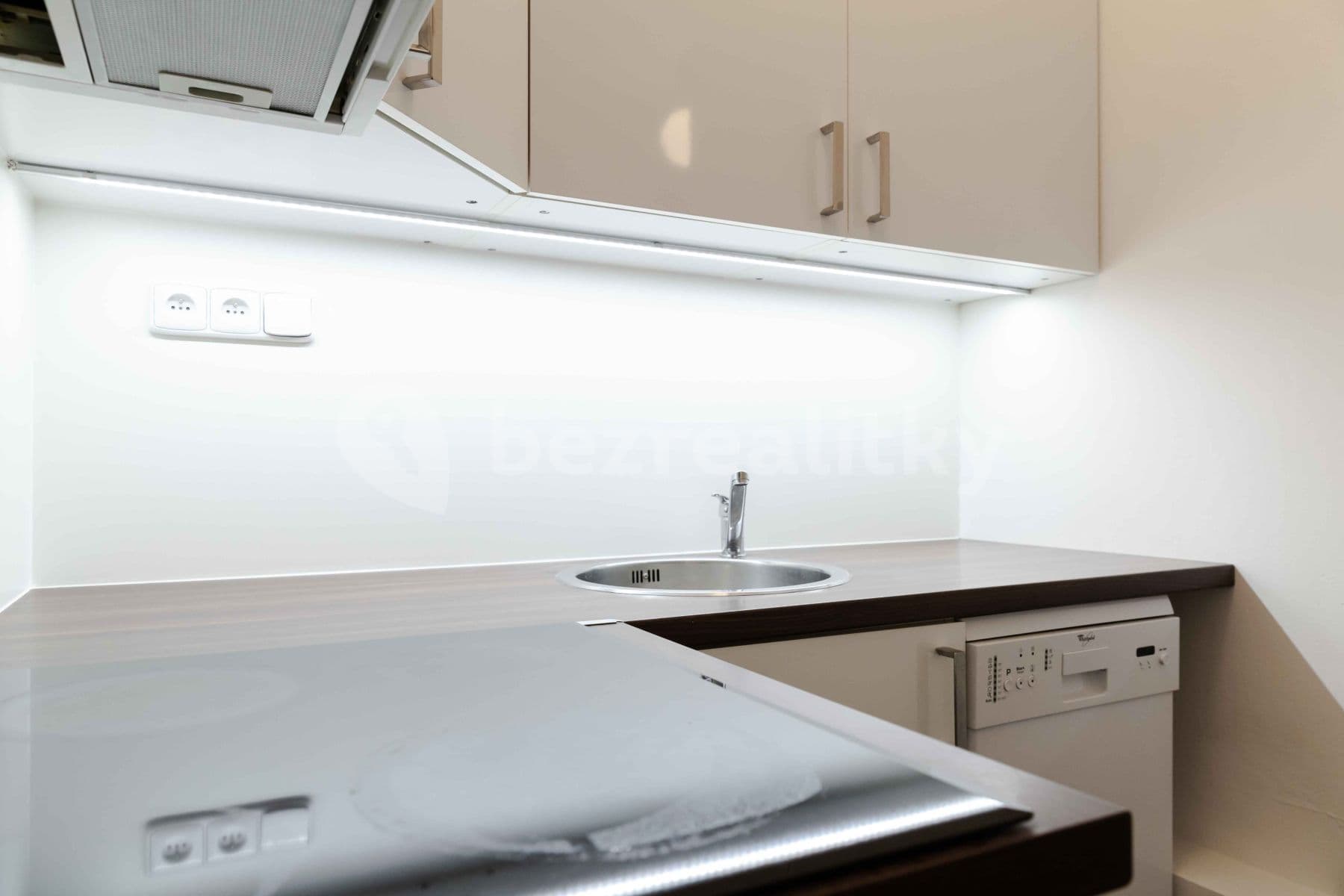 Pronájem bytu 2+1 48 m², Ondříčkova, Praha, Praha Pronájem bytu 2+1 48 m², Ondříčkova, Praha, Praha