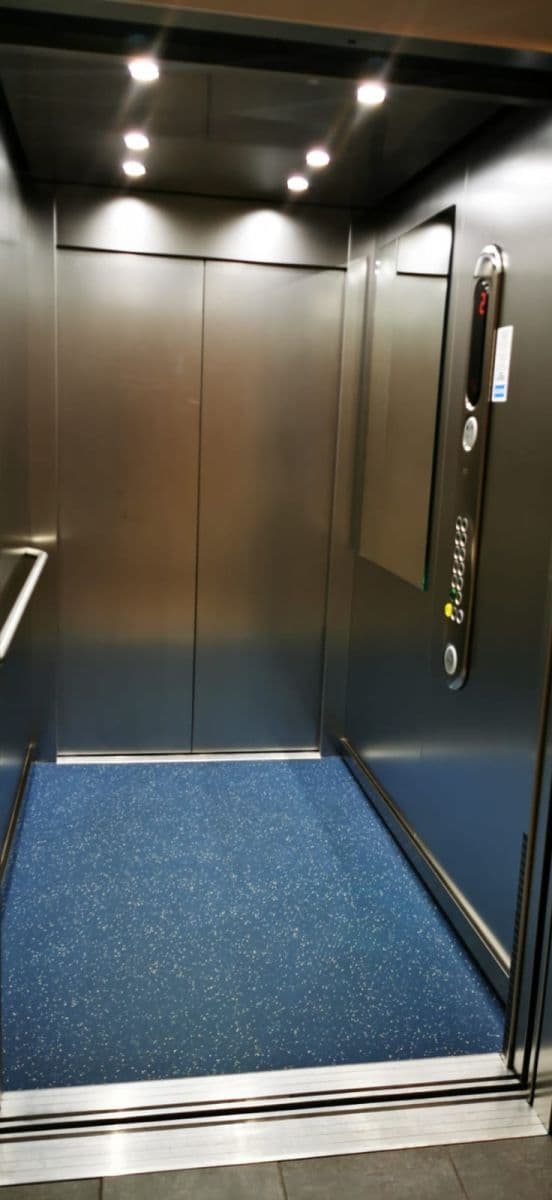 Pronájem bytu 2+1 56 m², Zadunajská cesta, Petržalka, Bratislavský kraj Pronájem bytu 2+1 56 m², Zadunajská cesta, Petržalka, Bratislavský kraj