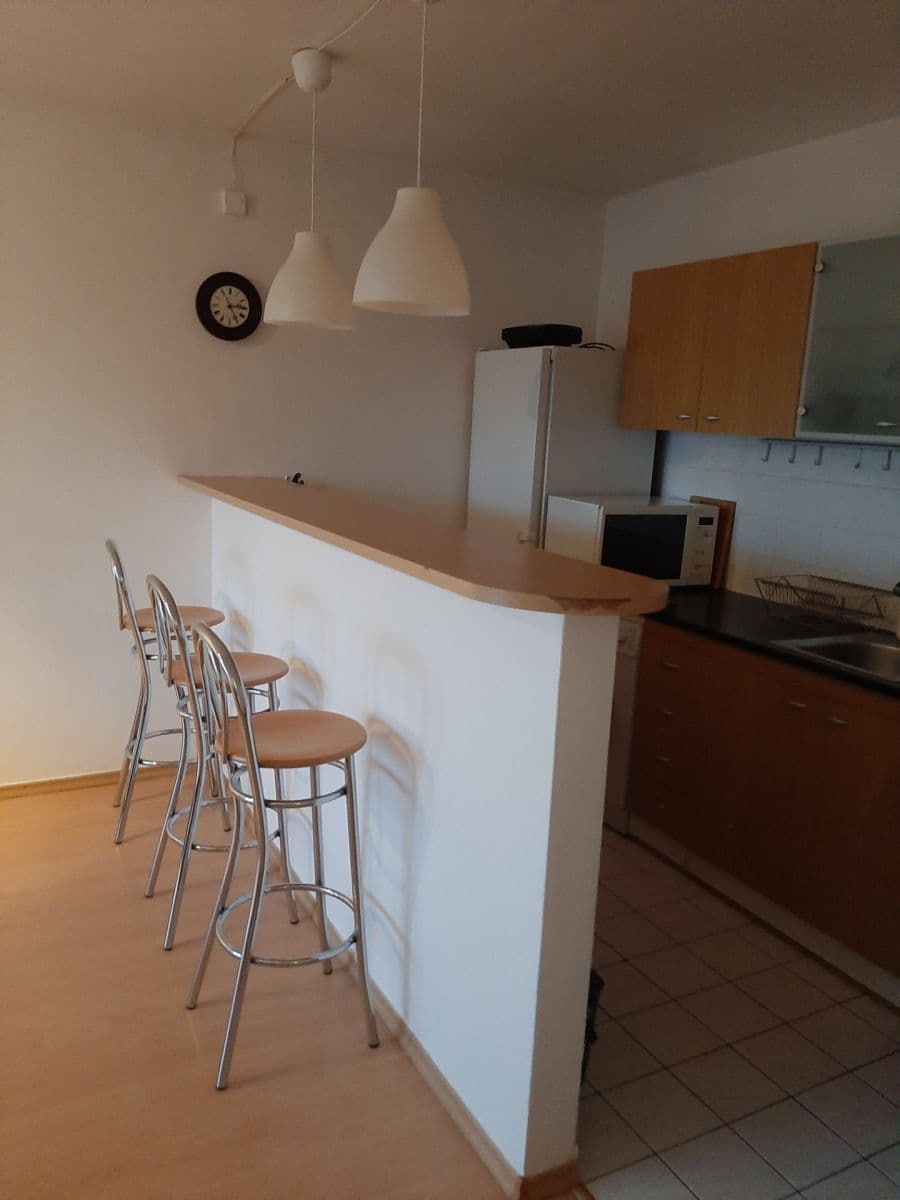 Pronájem bytu 2+1 56 m², Zadunajská cesta, Petržalka, Bratislavský kraj Pronájem bytu 2+1 56 m², Zadunajská cesta, Petržalka, Bratislavský kraj