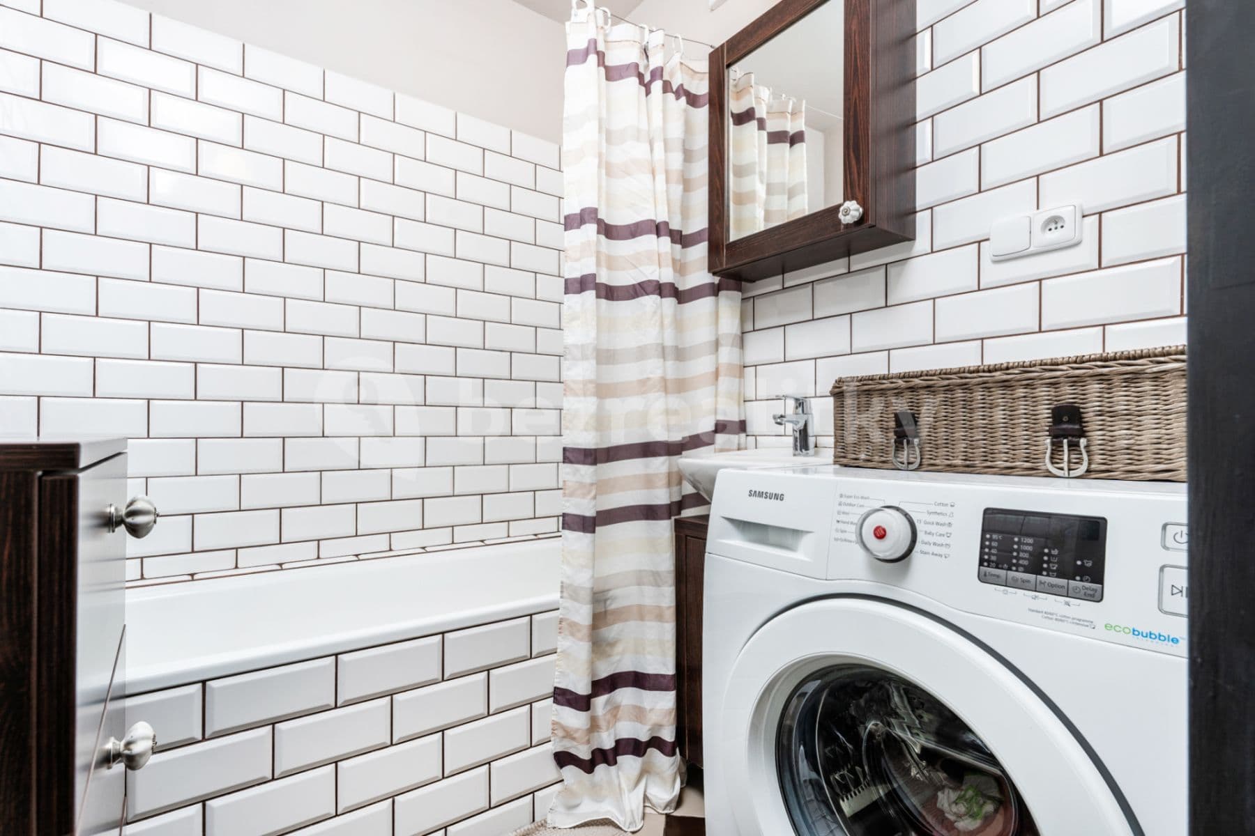 Pronájem bytu 3+kk 63 m², Mendelova, Praha, Praha Pronájem bytu 3+kk 63 m², Mendelova, Praha, Praha