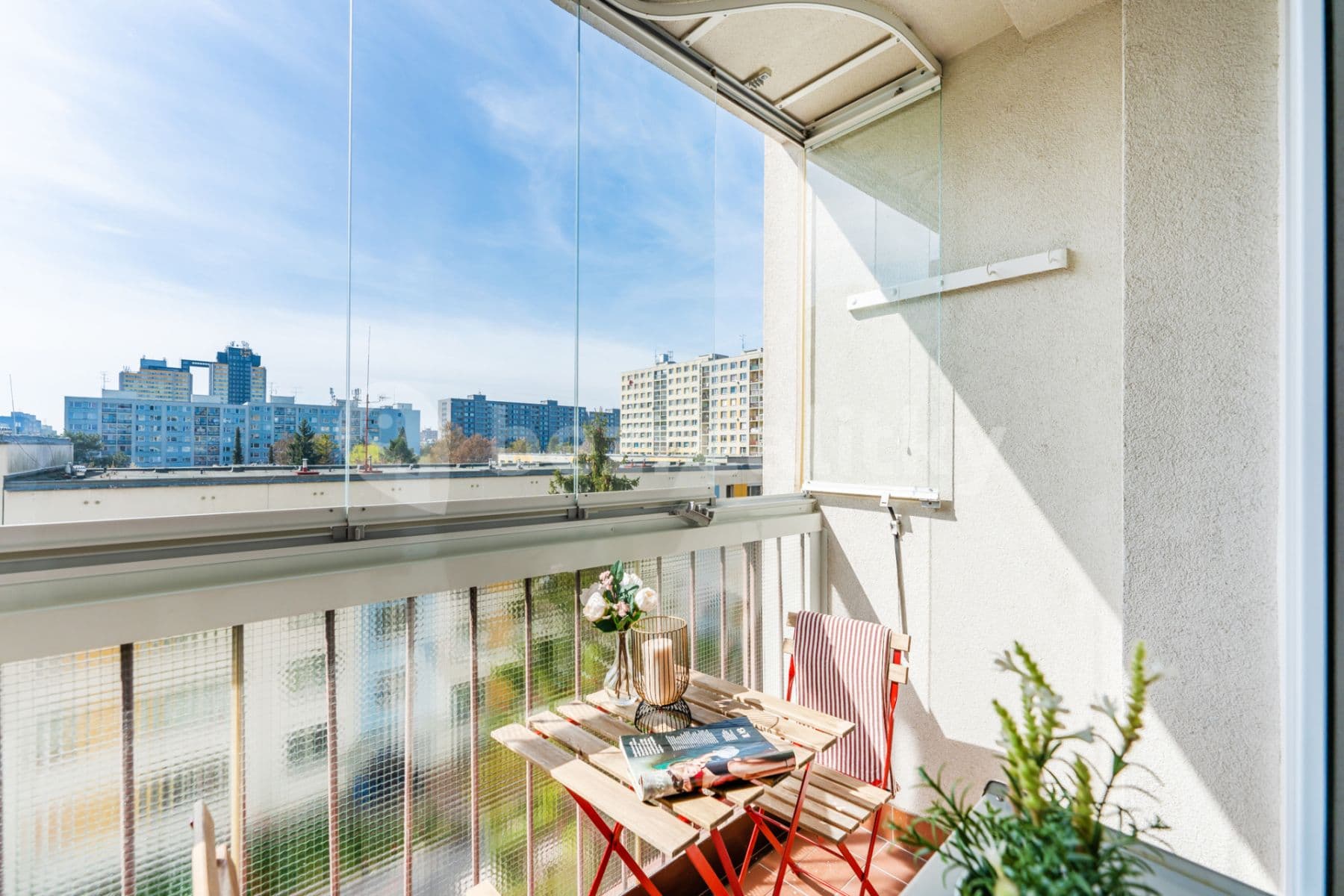 Pronájem bytu 3+kk 63 m², Mendelova, Praha, Praha Pronájem bytu 3+kk 63 m², Mendelova, Praha, Praha