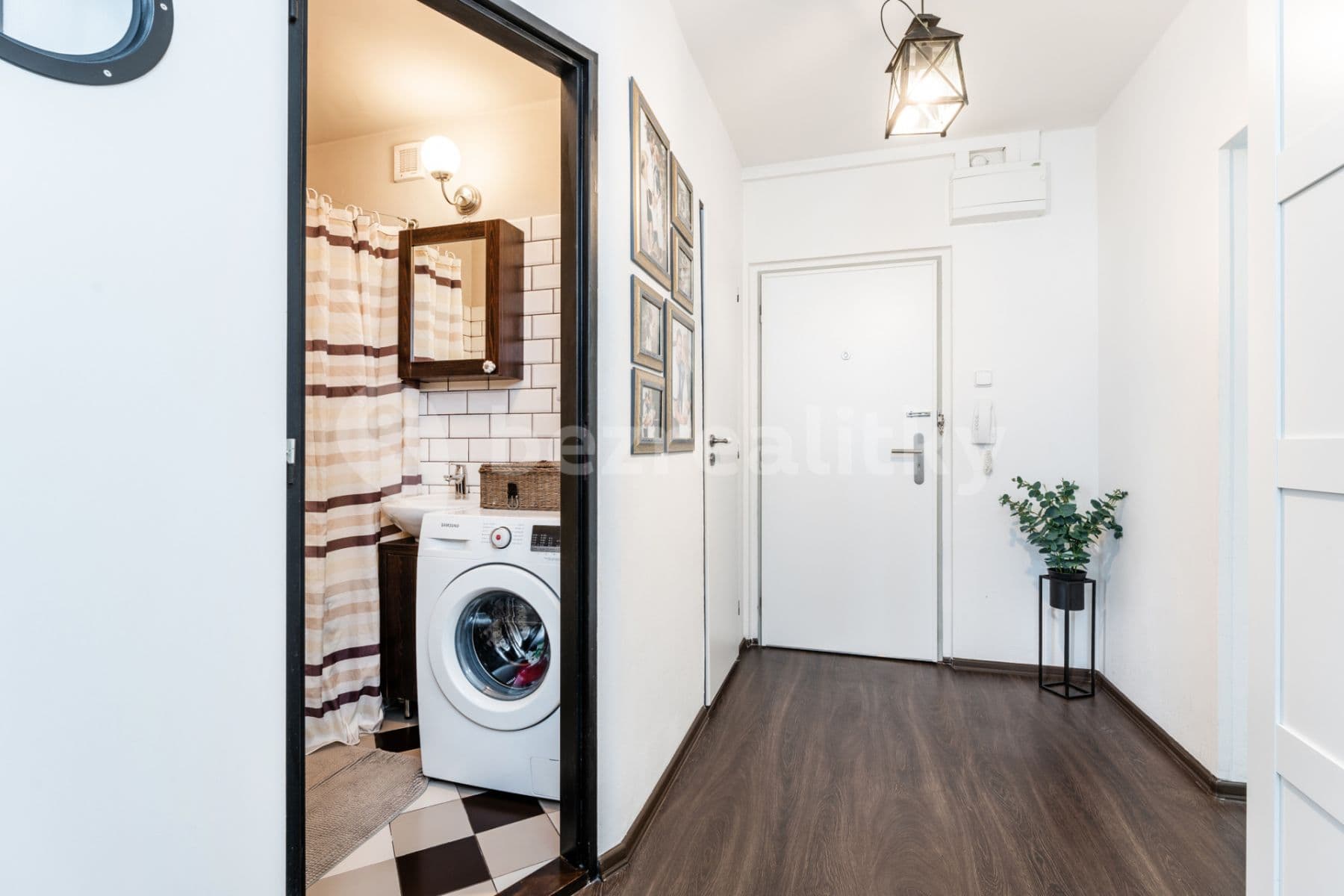 Pronájem bytu 3+kk 63 m², Mendelova, Praha, Praha Pronájem bytu 3+kk 63 m², Mendelova, Praha, Praha