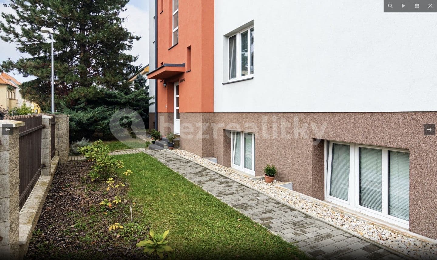 Pronájem bytu 2+kk 47 m², Prusická, Praha, Praha Pronájem bytu 2+kk 47 m², Prusická, Praha, Praha