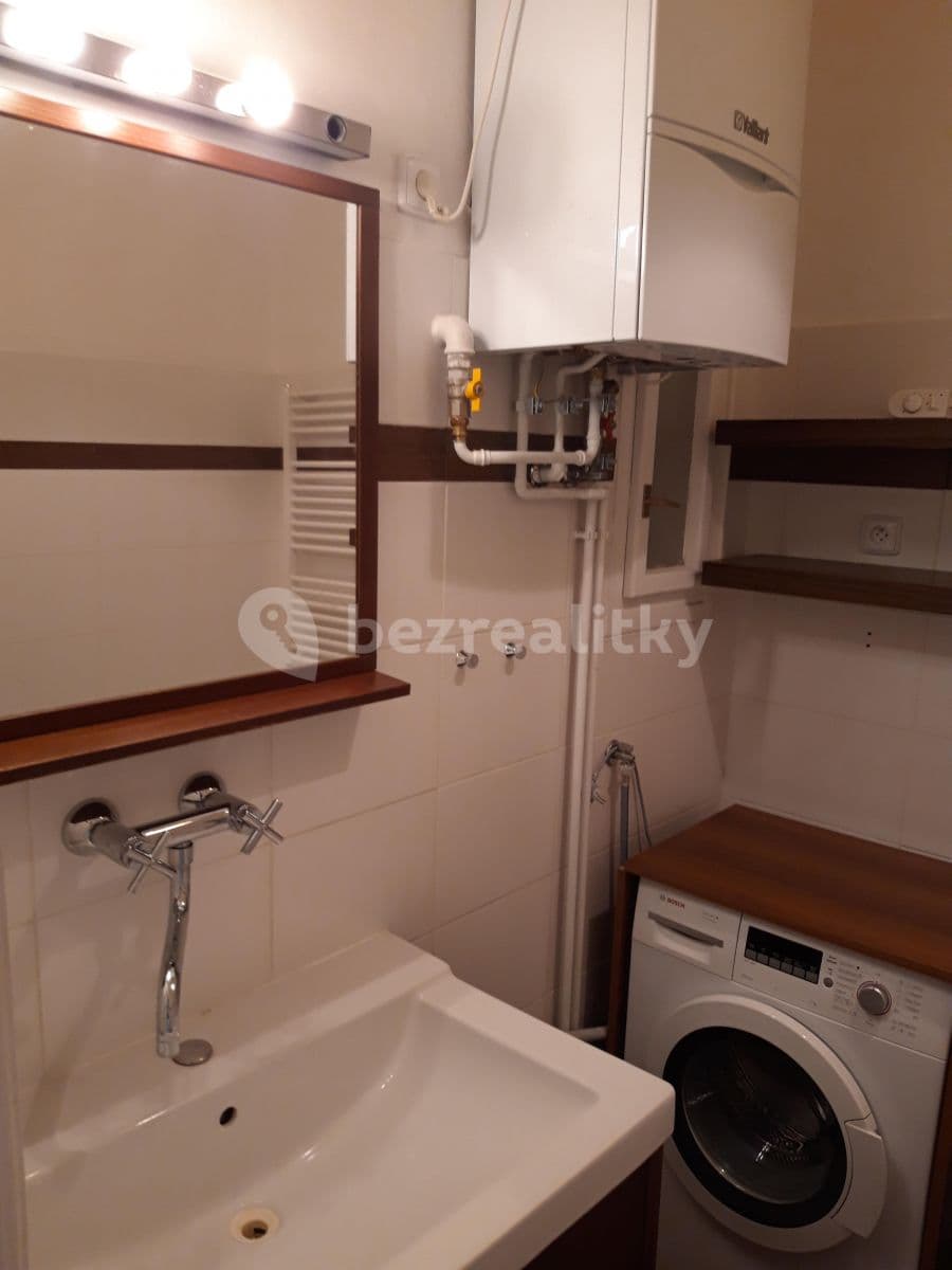 Pronájem bytu 2+kk 53 m², Prouzova, Praha, Praha Pronájem bytu 2+kk 53 m², Prouzova, Praha, Praha