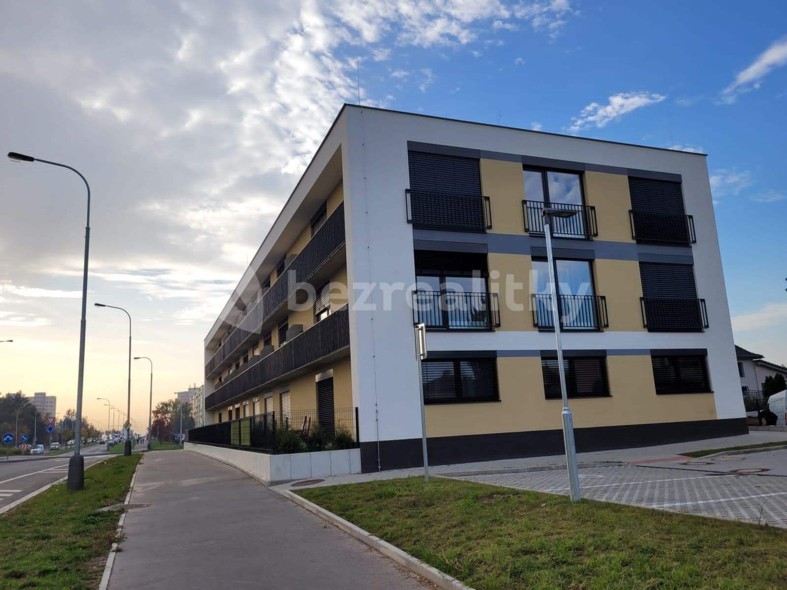 Pronájem bytu 1+kk 31 m², U Nového dvora, Praha, Praha Pronájem bytu 1+kk 31 m², U Nového dvora, Praha, Praha