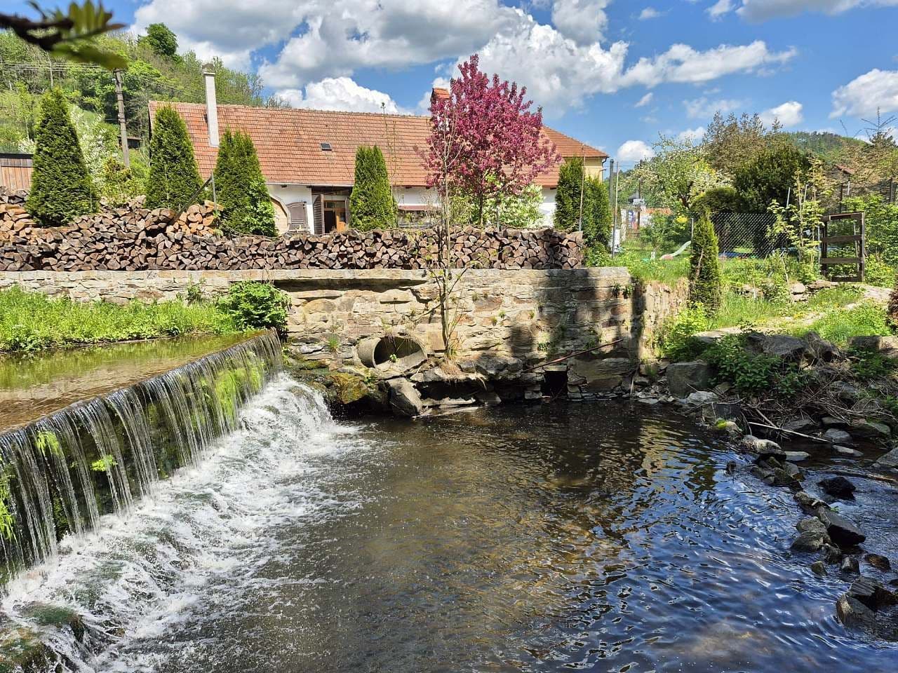 Pronájem chaty, chalupy, Nedvědice, Jihomoravský kraj Pronájem chaty, chalupy, Nedvědice, Jihomoravský kraj