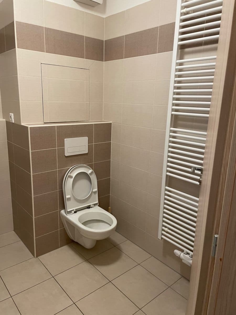 Pronájem bytu 2+kk 50 m², Edvarda Beneše, Olomouc, Olomoucký kraj Pronájem bytu 2+kk 50 m², Edvarda Beneše, Olomouc, Olomoucký kraj