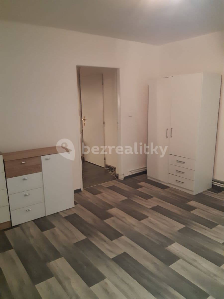 Pronájem bytu 2+1 80 m², Štychova, Praha, Praha Pronájem bytu 2+1 80 m², Štychova, Praha, Praha