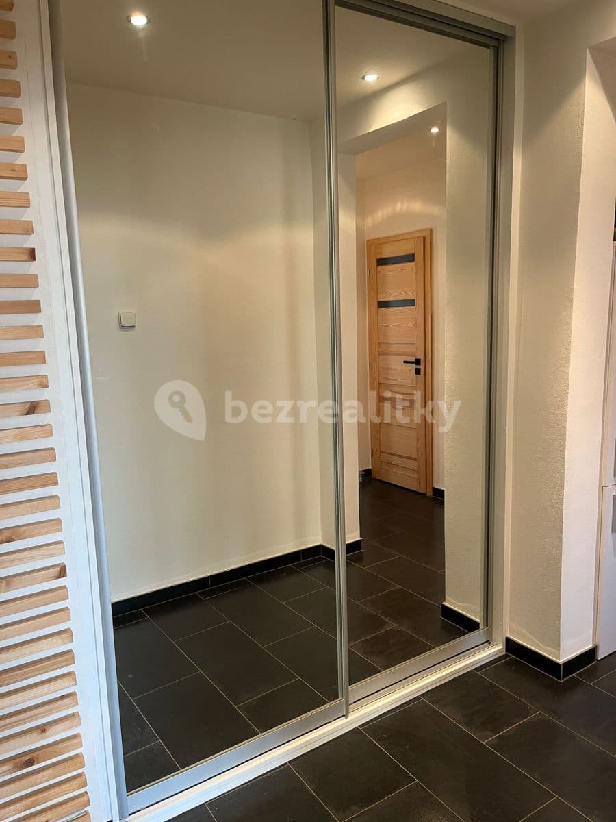 Pronájem bytu 2+1 70 m², Sečská, Praha, Praha Pronájem bytu 2+1 70 m², Sečská, Praha, Praha
