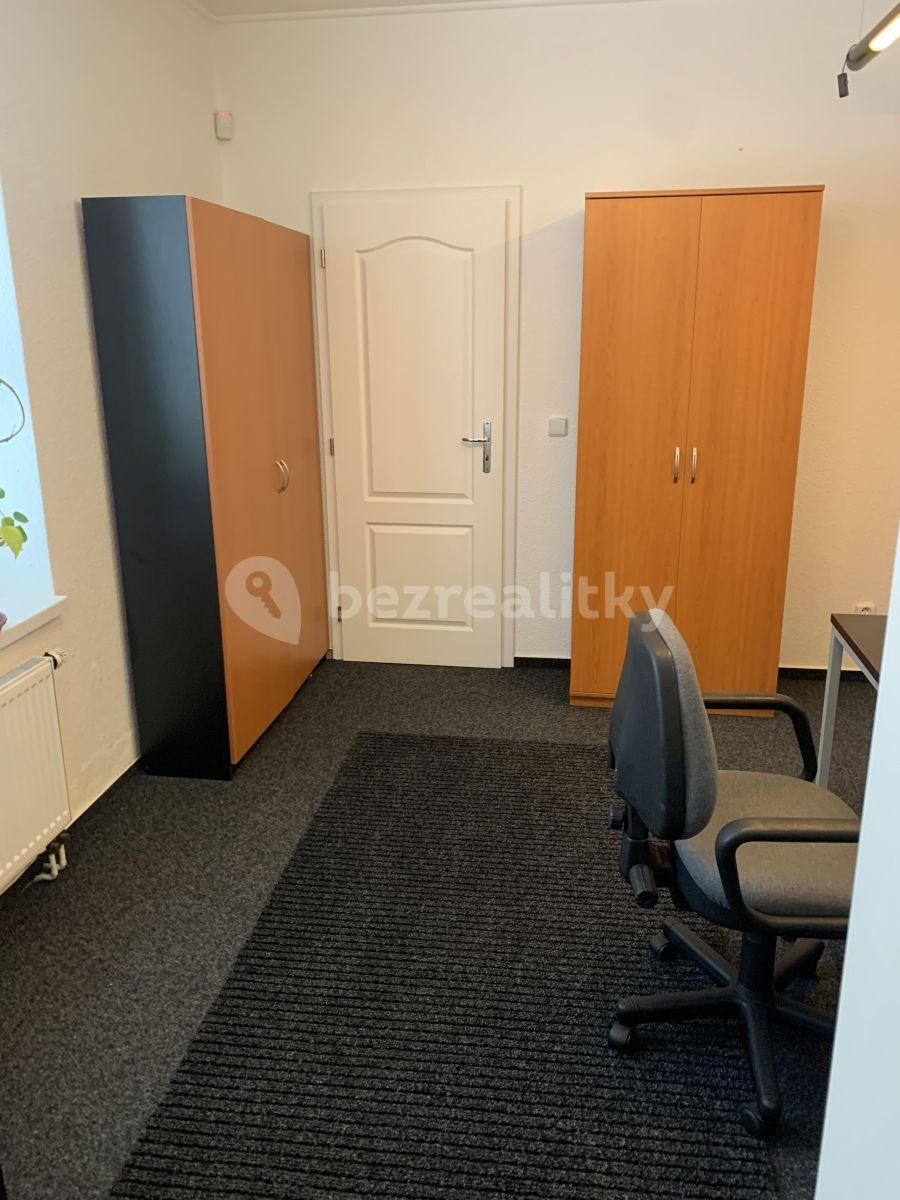 Pronájem kanceláře 75 m², Ústecká, Praha, Praha
